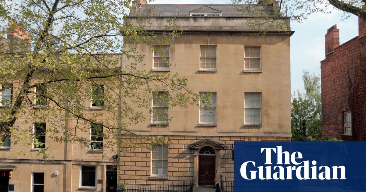 Équité appelle le conseil municipal de Bristol à abandonner les coupes dans le budget des arts et de la culture