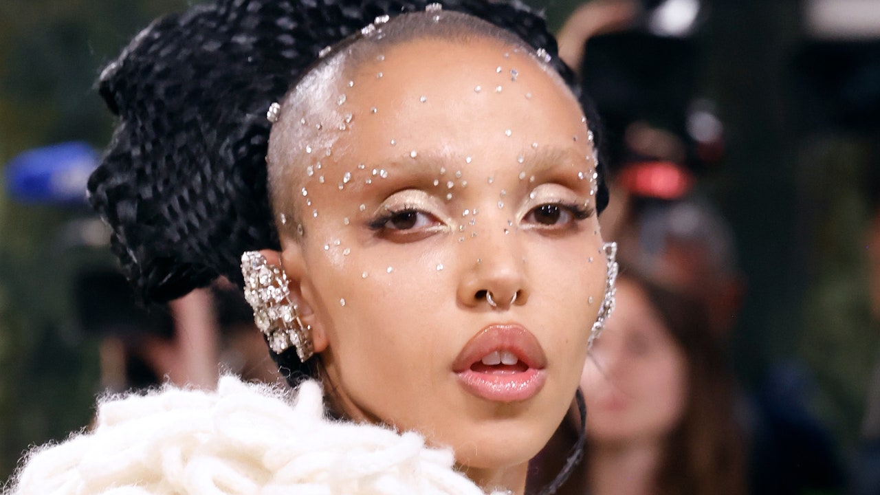 Pensées de bain d’FKA Twigs : Le dancefloor, un pilier de votre bien-être ?