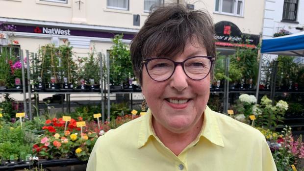 Mme Glynn souhaite voir le 9 Norwich Street restauré
