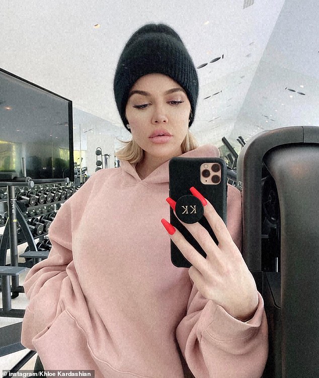 Khloé a connu une transformation physique au fil des années, ayant subi une perte de poids significative.