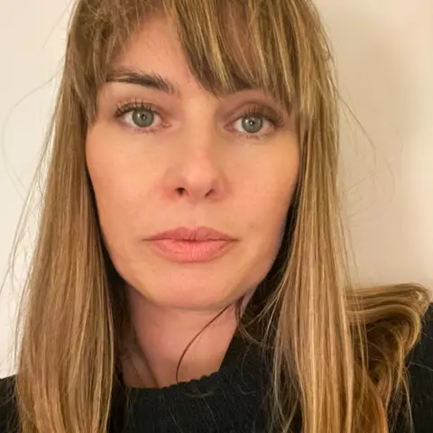 Katie Curran, femme avec des yeux verts