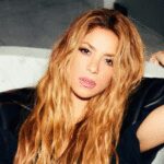 Le secret de Shakira pour des abdos tonifiés à 48 ans : Découvrez son régime et sa routine cardio amusante