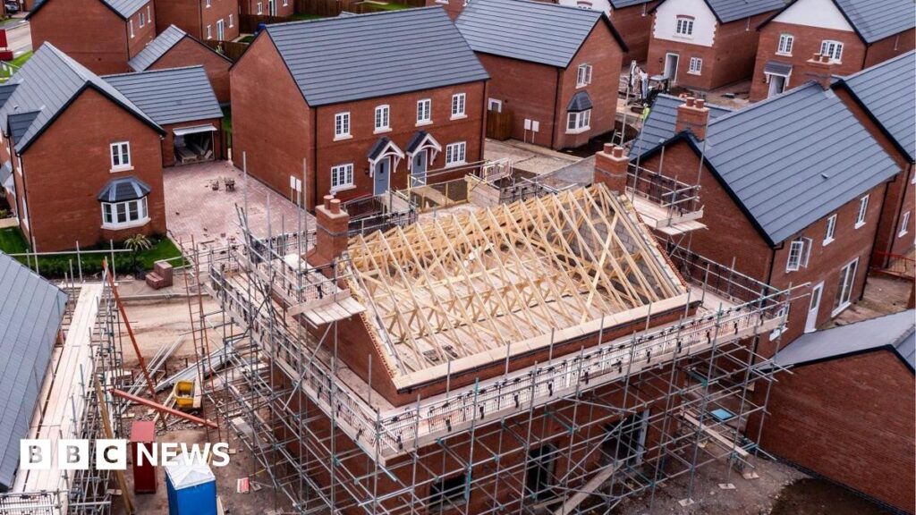 Objectif de logement de Somerset excessivement ambitieux