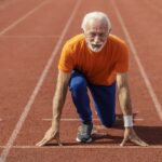 Activité incontournable pour rester en forme après 55 ans : ce n’est ni la marche ni la course !