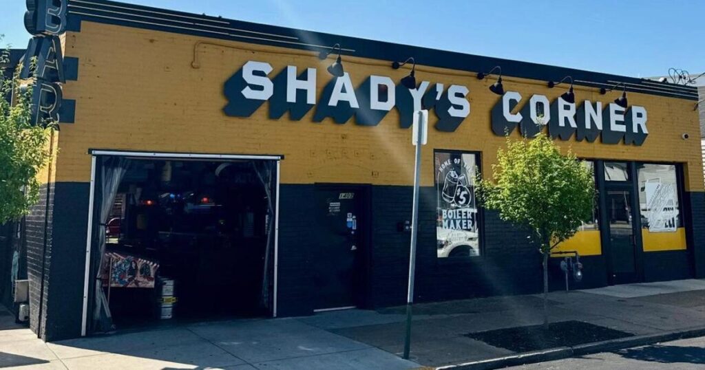 Deux hommes accusés d’avoir tiré près d’un bar à Chattanooga
