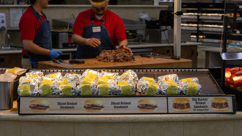 Sandwich au brisket Buc-ee's