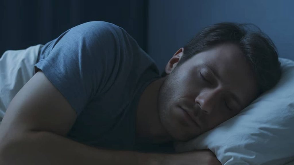 Découvrez ce fruit séché qui booste votre énergie et améliore votre sommeil !