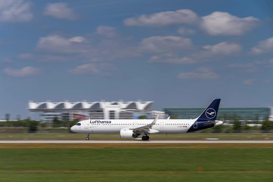 Une Lufthansa-Machine à l'aéroport de Munich.