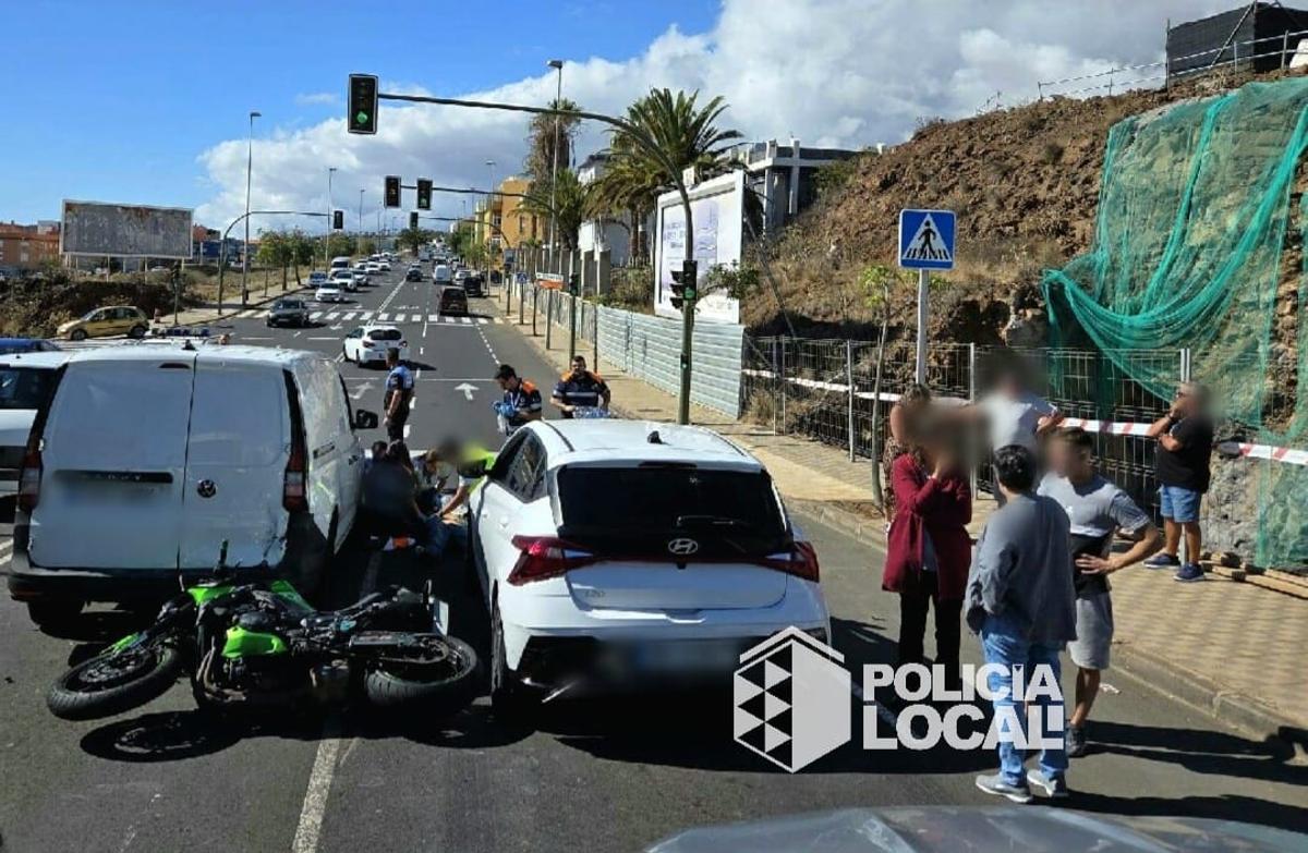 Accident sur l'avenue des Hespérides, Santa Cruz de Tenerife