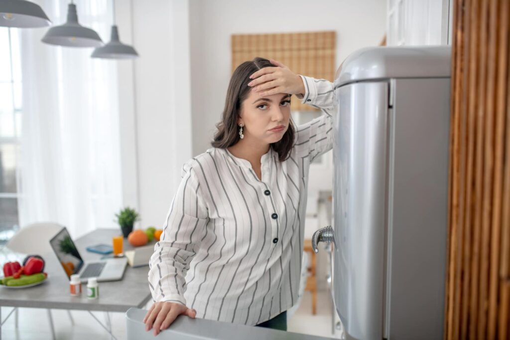 Octobre : Le Mois de la Surconsommation Énergétique des Frigos ! Découvrez Pourquoi Jusqu’à 20 % de Dépenses Supplémentaires !