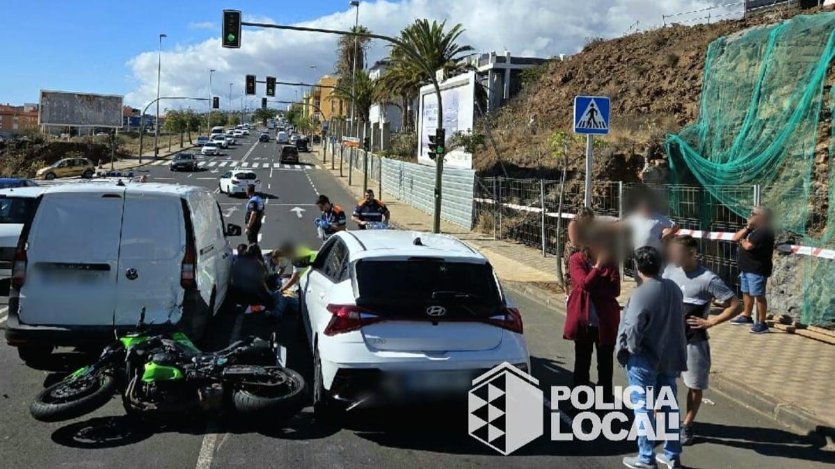 Motard gravement blessé dans une collision à Santa Cruz de Tenerife