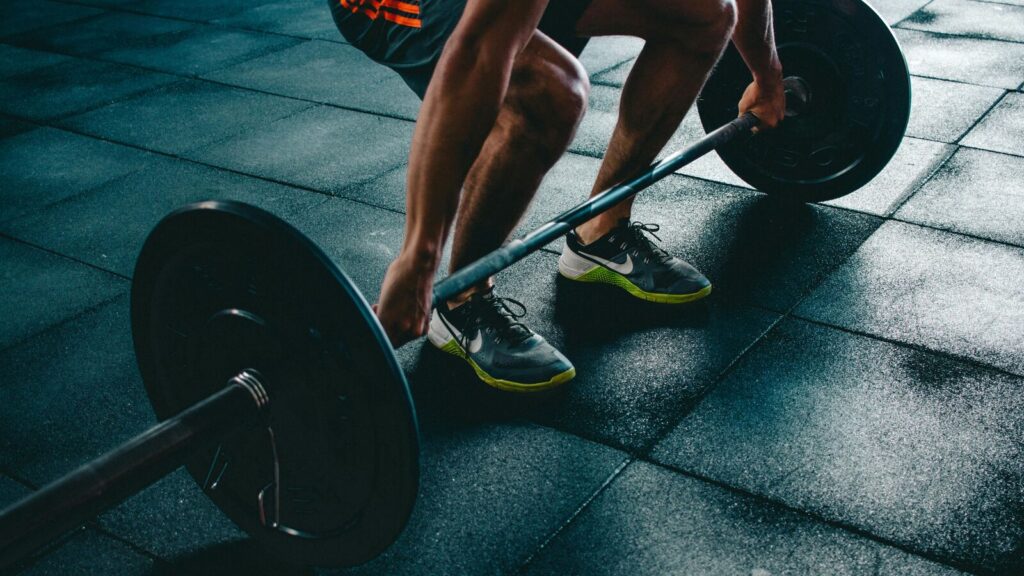 Perdre 50kg, gagner une Porsche ? Le défi fitness d’une salle de sport chinoise fait polémique en ligne
