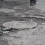 Un père et son bébé blessés en trébuchant sur une trappe à Saratov