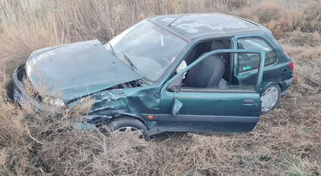 Accident sur la A-23 à Zuera : un blessé léger et une voie coupée