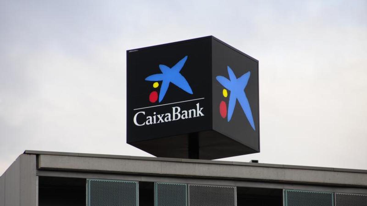 Agression à Salou : Un directeur de CaixaBank poignardé par un client