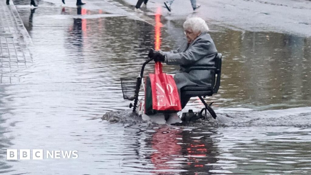 Appels à résoudre le célèbre 'puddle d'Euston' pour ne plus devoir y patauger