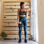 Cinq exercices avec haltères indispensables pour des bras forts et musclés !