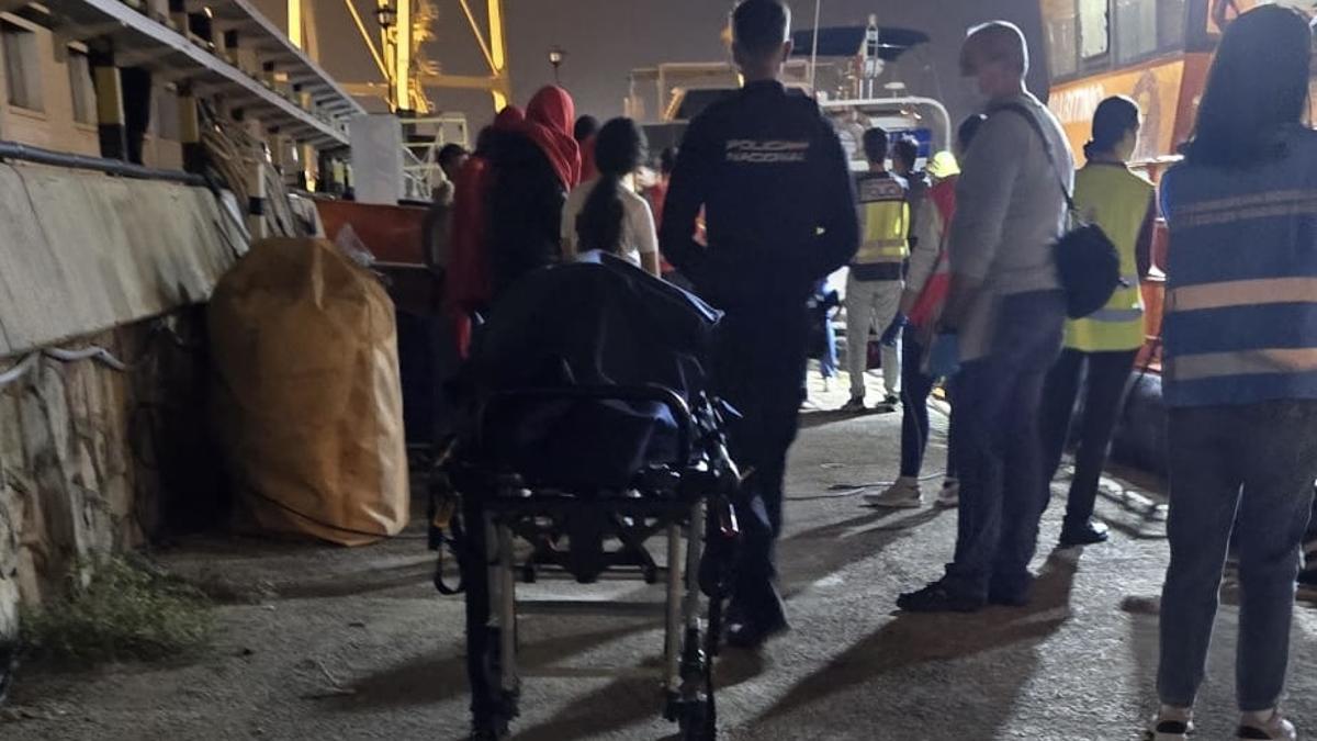 Drame en mer : un migrant mort et 17 survivants à Santa Lucía