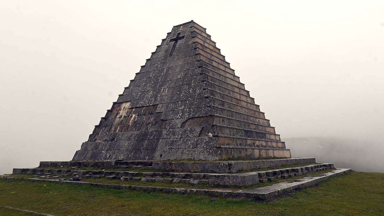 La pyramide espagnole : sa restauration prévue après près de 85 ans