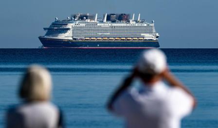 Arrivée d'un navire de croisière à Mukran