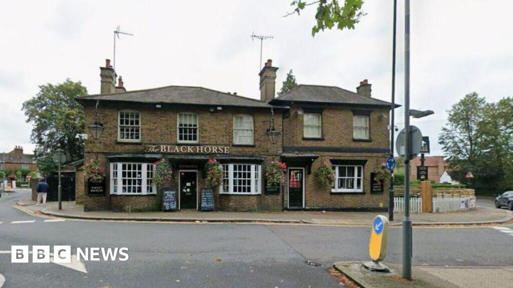 Lutte pour sauver un pub de 300 ans à Londres nord