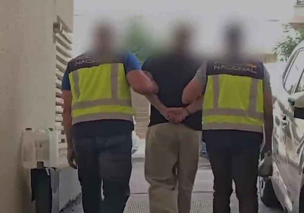 Meurtre à Fuengirola : deux semaines de coma après un coup de poing