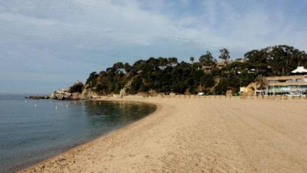 Une adolescente en état critique après avoir été secourue en mer à Lloret