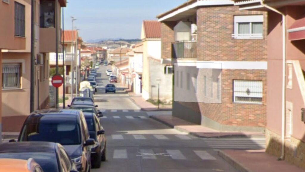 Cadavre découvert dans un conteneur à vêtements à Las Torres de Cotillas
