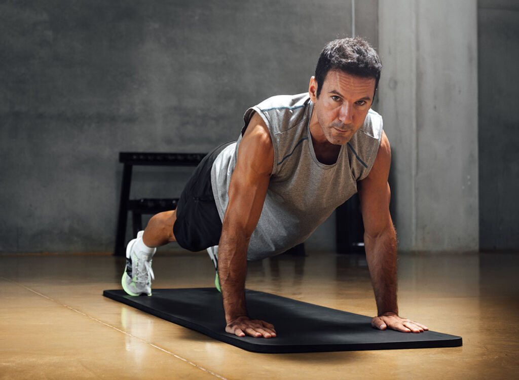 Push-ups après 50 ans : quel niveau d’élite ?