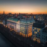 Séjour de rêve à l'Hôtel Vier Jahreszeiten à Hambourg avec petit-déjeuner et spa inclus !