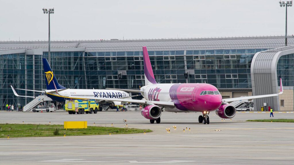 Airlines à bas prix prêtes à revenir en Ukraine avec l'accord de paix imminent