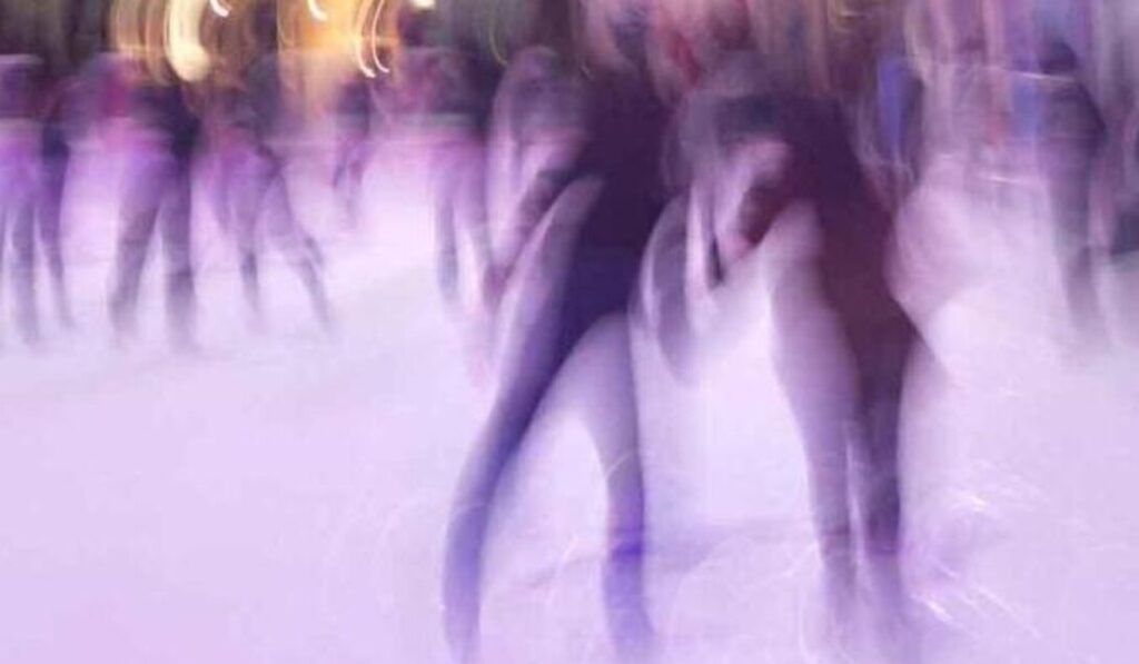 Faccetta nera enflammée sur la patinoire de Campobasso : la polémique monte !
