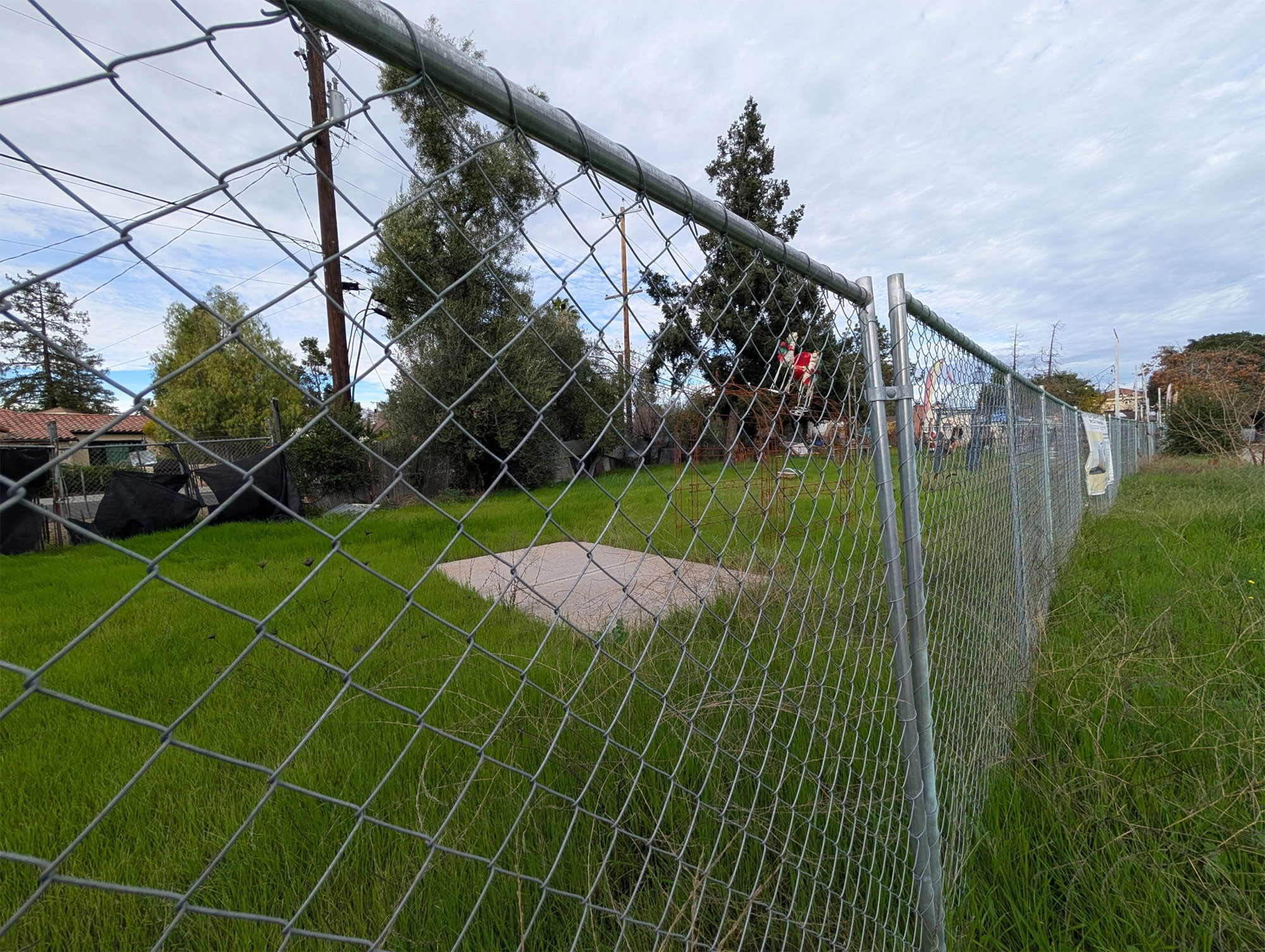 Coût élevé pour la ville : Los Gatos prévenu contre la lutte contre le projet de construction.