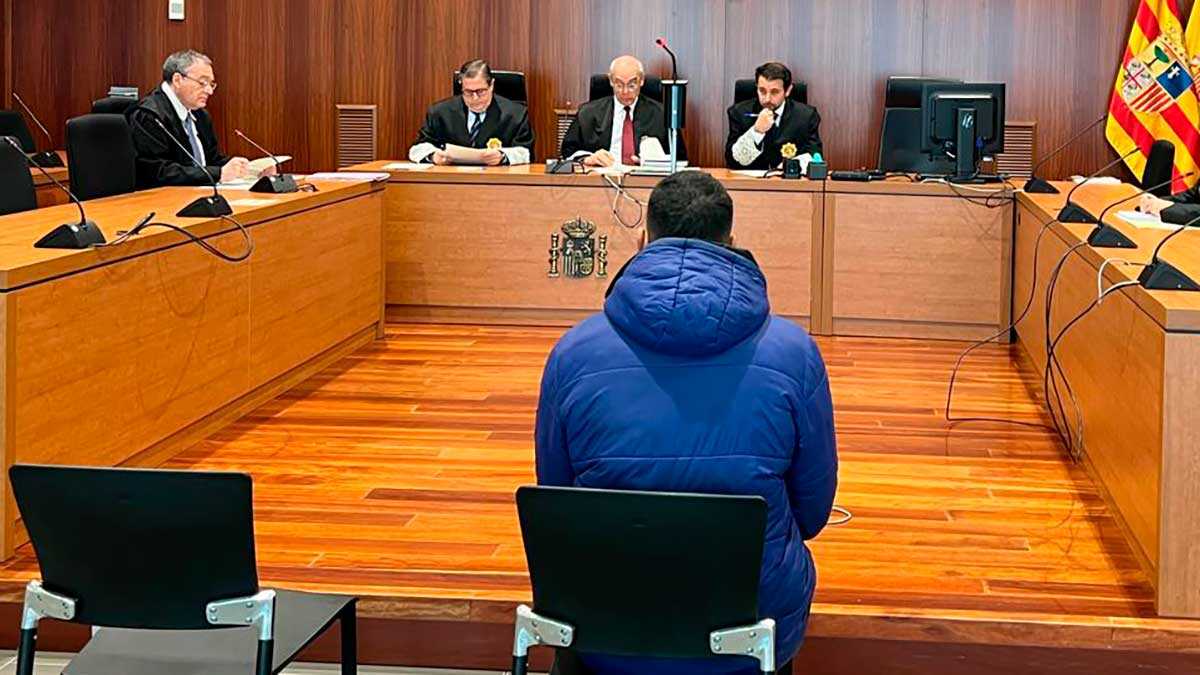 Accepte 18 mois pour avoir vendu de la cocaïne rose à la Manycome