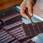 Aimez-vous le chocolat noir ? 6 astuces pour le choisir santé.
