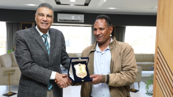 Aswan : Récompense pour un responsable de sécurité, renforcement de la protection, gaz pour les foyers et autonomisation des femmes !