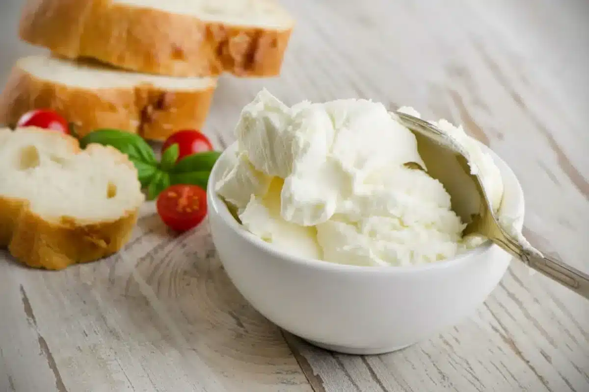 Cet été, la mozzarella devient le fromage idéal à déguster chaque jour selon un nutritionniste !