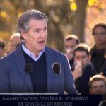 Des milliers exigent la démission de Sánchez