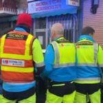 Drame à Madrid : la police tire sur un homme menaçant sa mère avec des couteaux