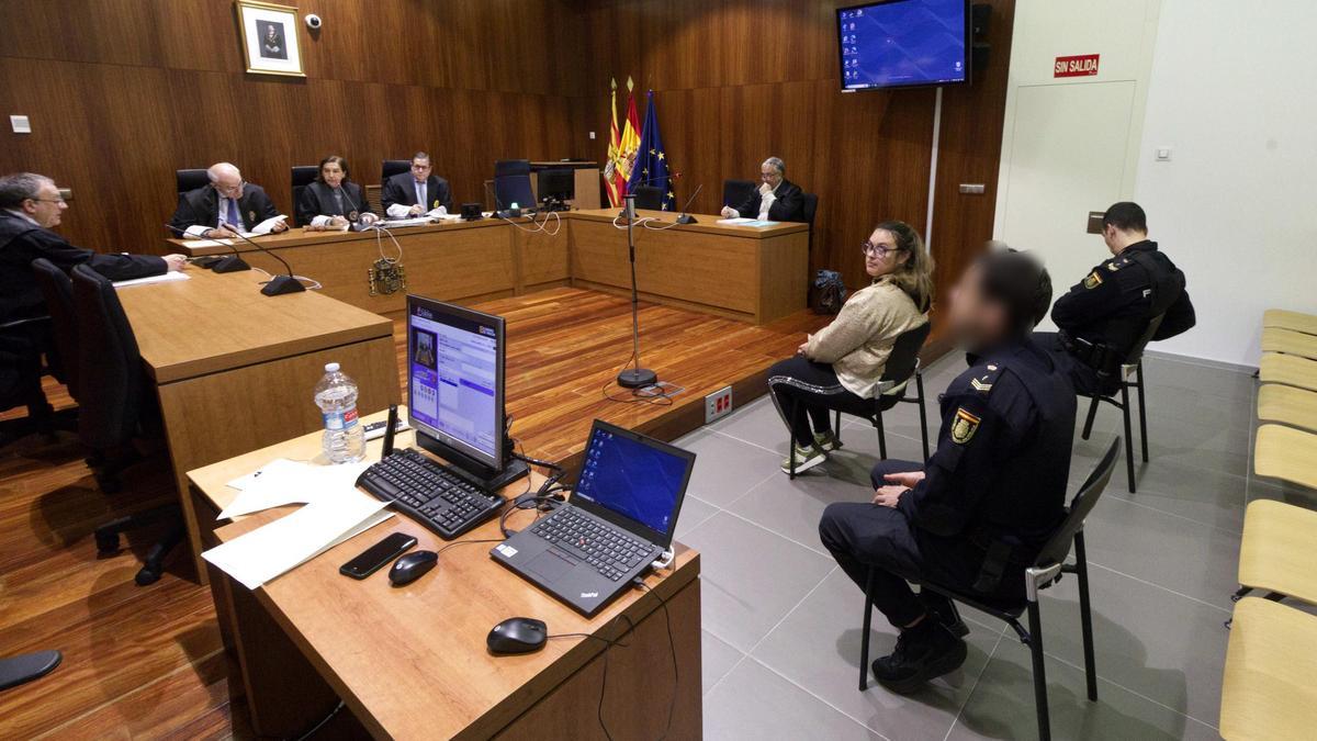 Femme condamnée pour avoir poignardé un voisin à Ricla