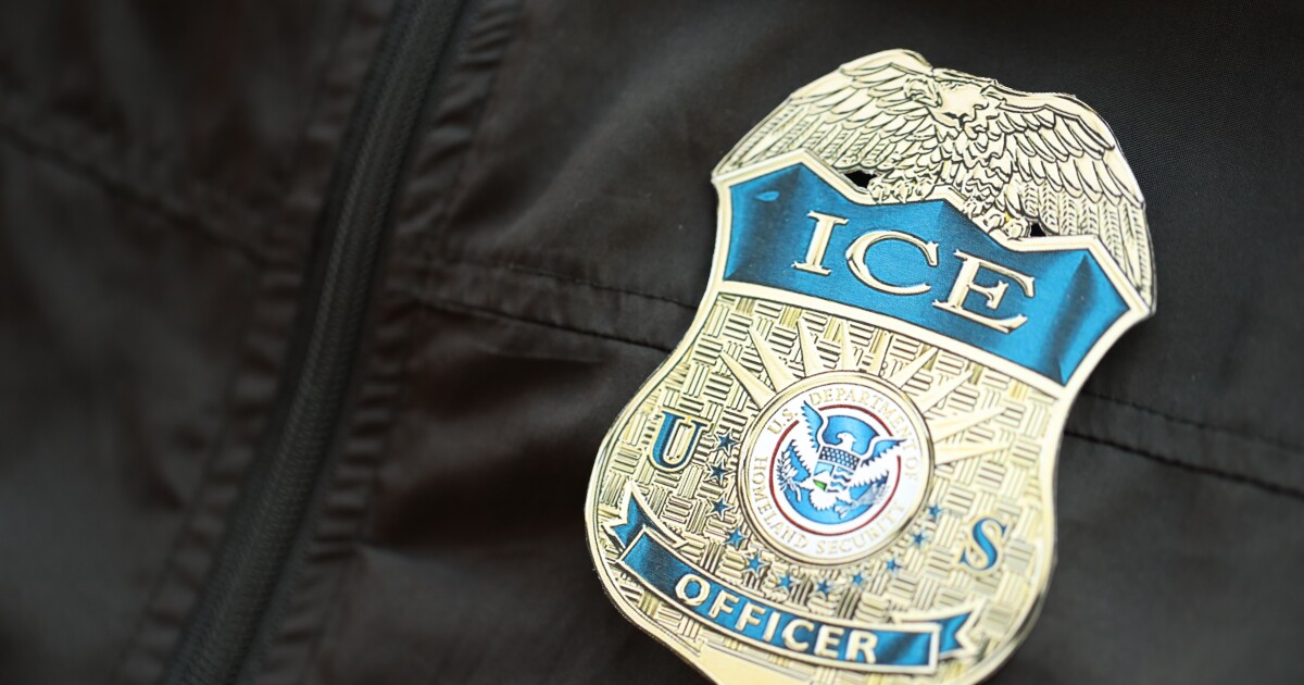 ICE interpelle un homme d'affaires local et fondateur de La Casa dans une opération d'infiltration présumée