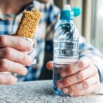 Les Meilleurs Snacks Sains à Emporter en Voyage