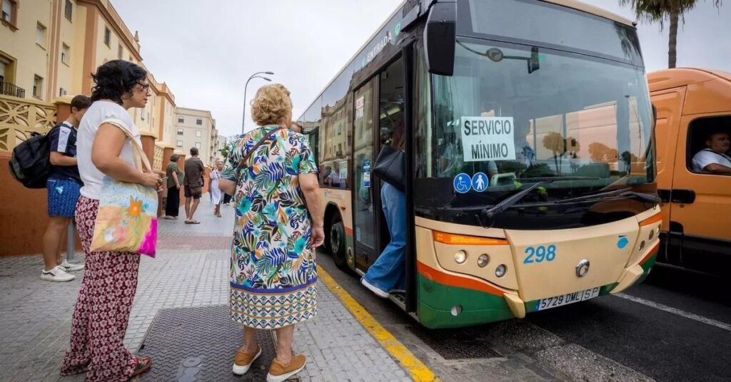 Nouveaux bus, services nocturnes et paiements simplifiés : lignes circulaires au cœur de la ville et en périphérie !