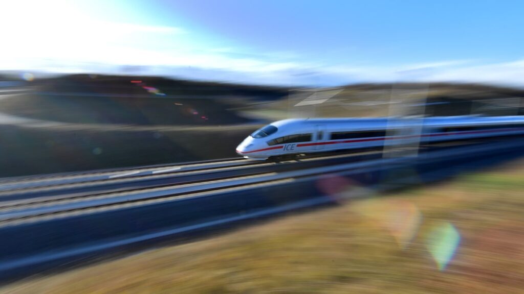 Quand le train se perd, le conducteur met les bouchées doubles !
