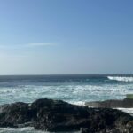 Sauvetage spectaculaire à Punta del Hidalgo : des secouristes interviennent face aux grandes vagues !