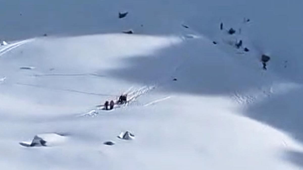 Urgent : Femme blessée par l'avalanche de Panticosa, trois morts parmi les montagnards