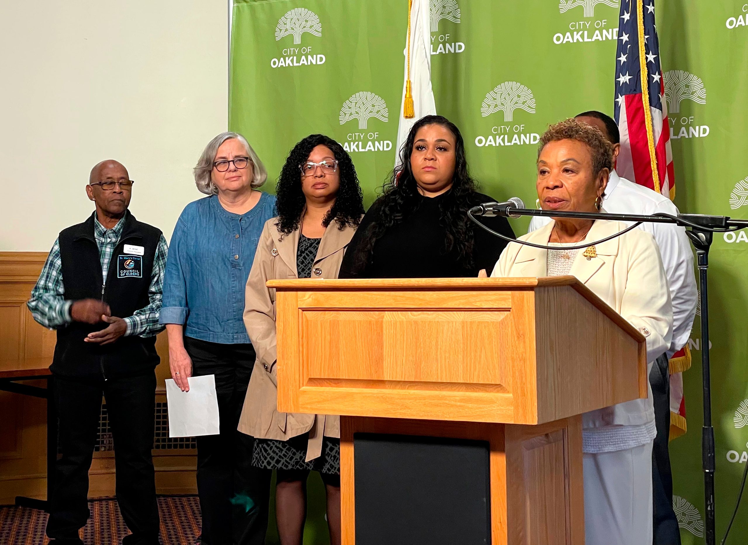 Oakland a besoin de 500 volontaires pour le comptage des sans-abri en 2026 !