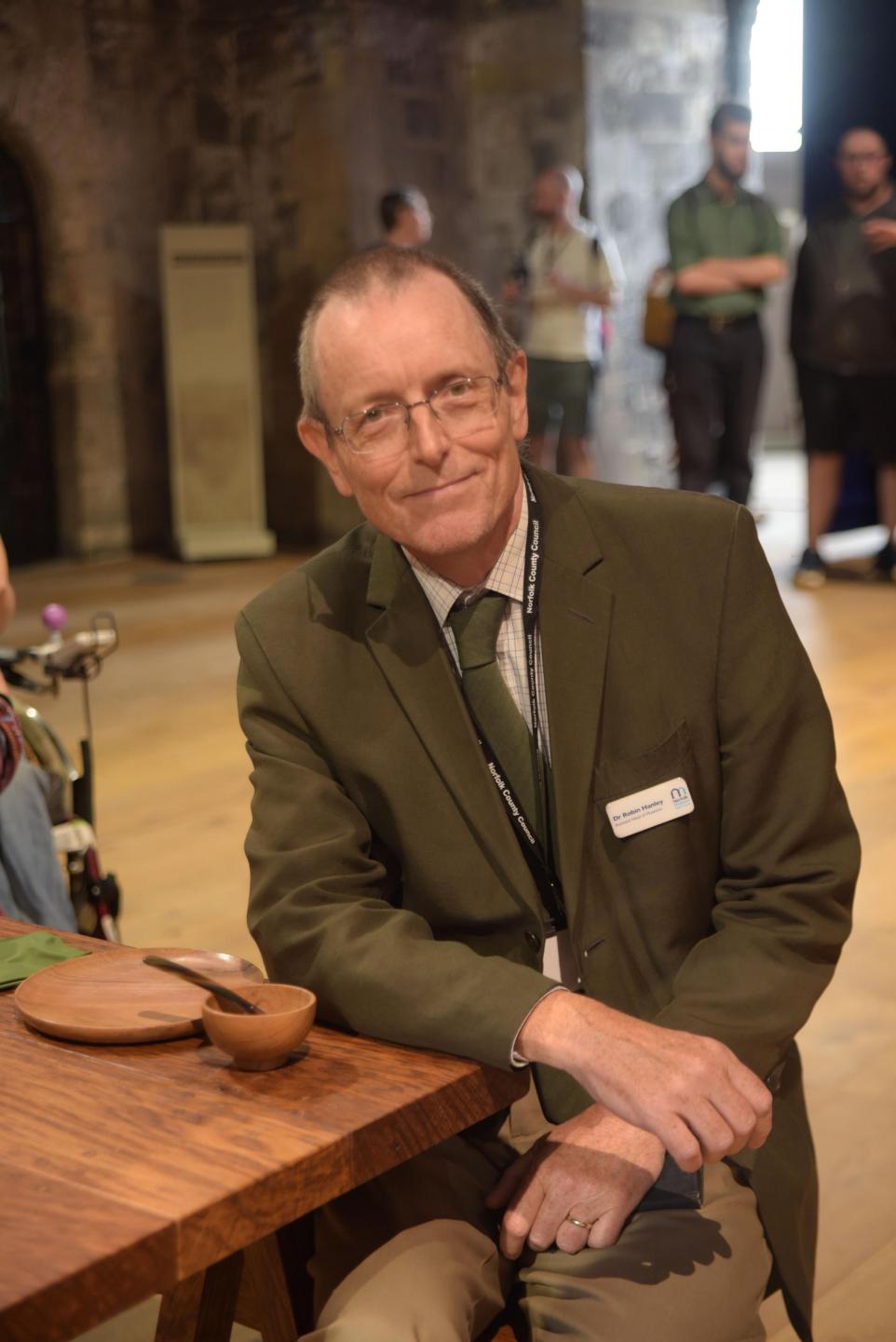 Dr. Robin Hanley