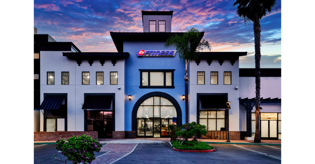 Mark Mastrov, le fondateur de 24 Hour Fitness, revient pour propulser la croissance de la marque !
