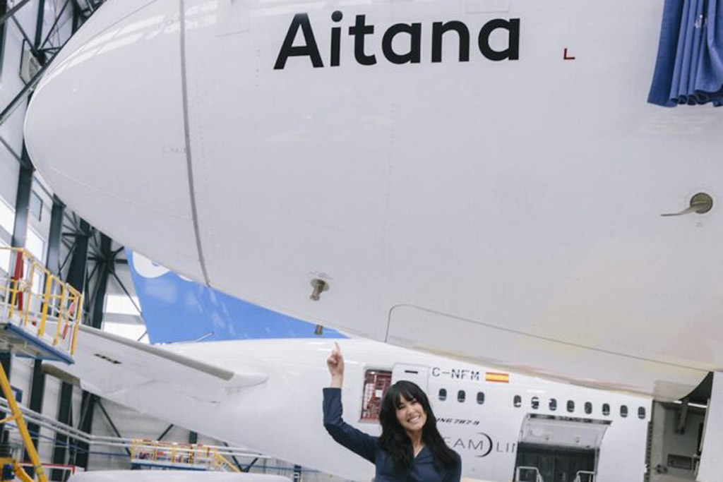Aitana baptise un Boeing 787 d'Air Europa